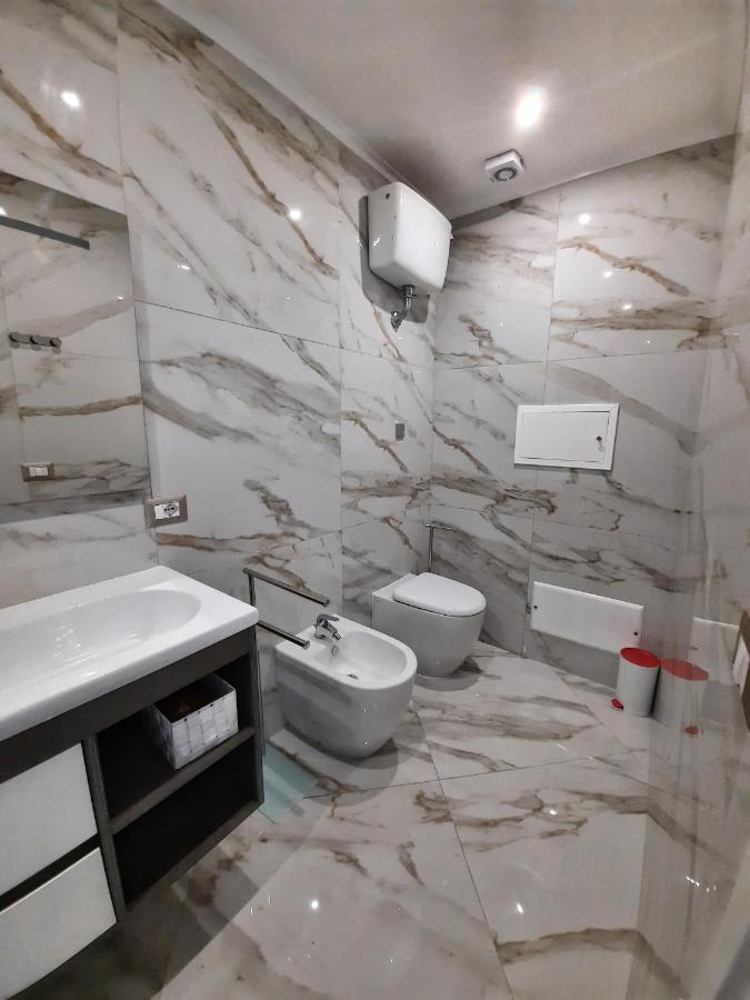 Re Ferdinando Apartment Napoli Eksteriør billede